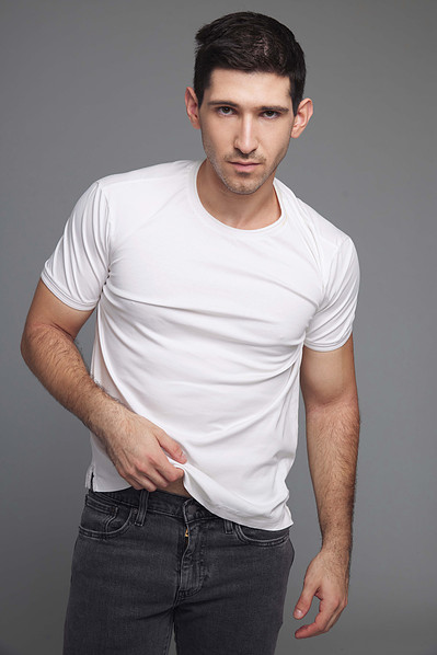 Professional studio fashion photographer in NYC capturing runway trends.