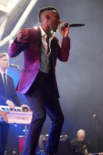 Capturing dynamic live performance photography in NYC’s top venues
