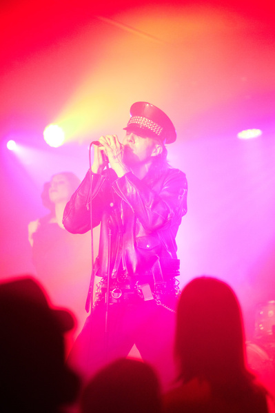 Stunning live show photography in NYC, from intimate gigs to arenas.
