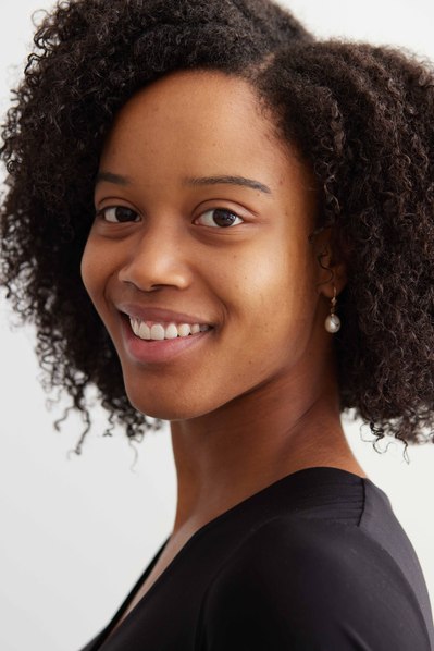 New York City Model Digitals. Modelling Headshots. Manhattan Photographer. Walking Slate. Model Agency. New Faces. Seeking Representation.