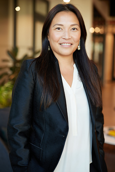 LinkedIn headshots in NYC designed to enhance your professional image.
