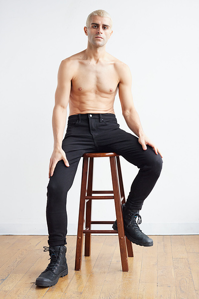 Portfolio-ready NYC model digitals with sharp focus and natural lighting.