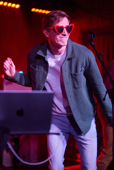 Behind-the-scenes glimpses of rock band life in NYC.
