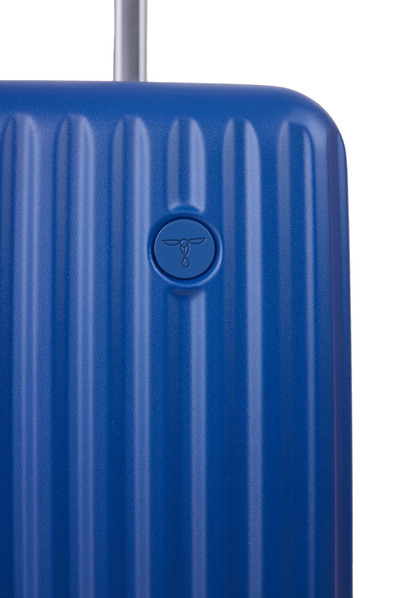 Modern travel luggage photographed for NYC-based ecommerce brand catalog.