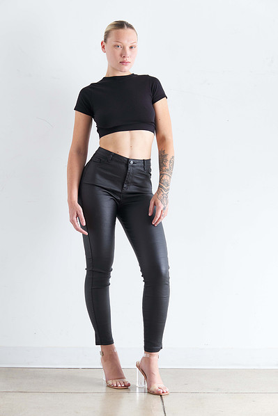 Model Digitals. New York City. Photographer. Modeling School. Model Agency. Model Casting.