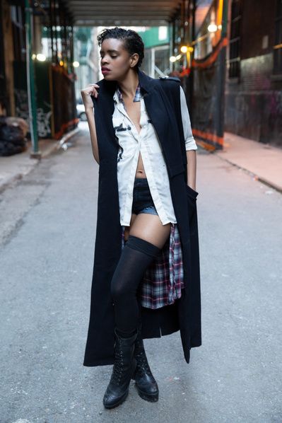 Blaine Pennington NYC Fashion Photographer. Womens Mens Streetwear Jewelry. Model Agency. Luxury. Editorial. Commercial. New York City.