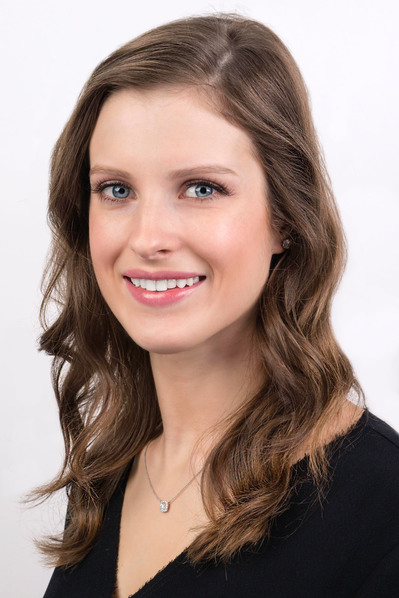 Stand out in the competitive NYC market with our premium business headshot photography.