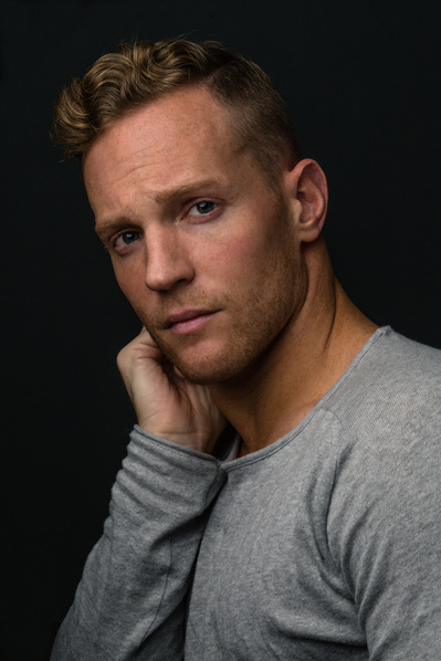 Blaine Pennington NYC Fashion Photographer. Womens Mens Streetwear. Studio Lifestyle Photography. New York City. Commercial Editorial.