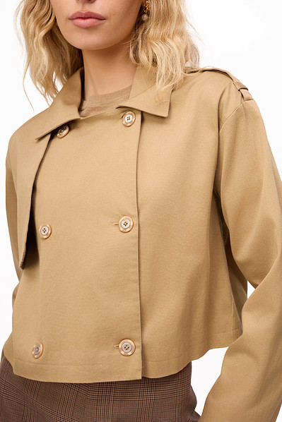 Women’s ecommerce product photography in NYC for stylish brand campaigns.