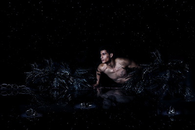 NYC photographer specializing in editorial studio portraits for creatives.