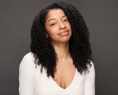 NYC actor headshot photography for industry-standard portraits used in film, TV, and theater auditions.