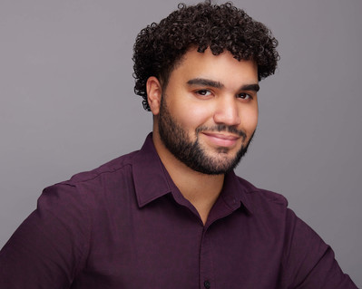 Professional NYC actor headshots for auditions, agencies, and casting calls.