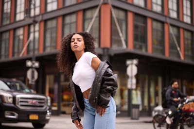 NYC model portfolio photographer capturing clean, agency-ready images for aspiring models.