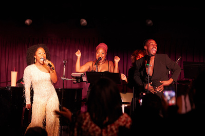 Stunning live show photography in NYC, capturing stage presence and emotion.