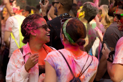 New York City Event Photography. Blaine Pennington. Festivals. Concerts. Parades. Holi.