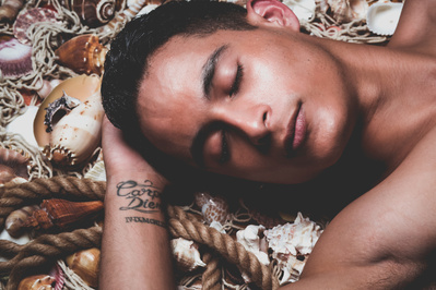 NYC-based photographer capturing studio editorial fashion content.