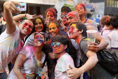 New York City Event Photography. Blaine Pennington. Festivals. Concerts. Parades. Holi.