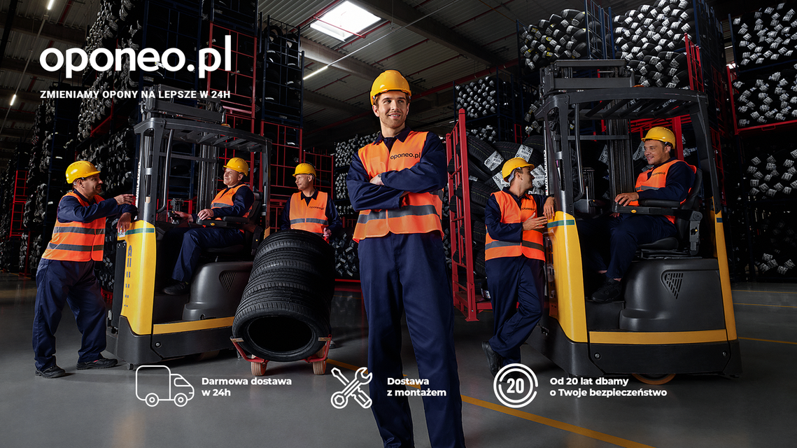 Campaign still showcasing oponeo.pl employees on a break posing in warehouse.  On-set lifestyle shot blending commercial photography techniques with storytelling-driven composition