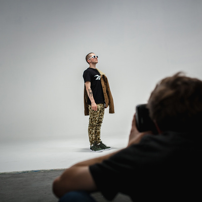 #noszetotak for Reebok Classic with @NatNykiel Natalia Nykiel & Mateusz Holak. Apparel campaign by Piotr Książek - Director & Photographer. GIFs, stories & campaign. BTS photo