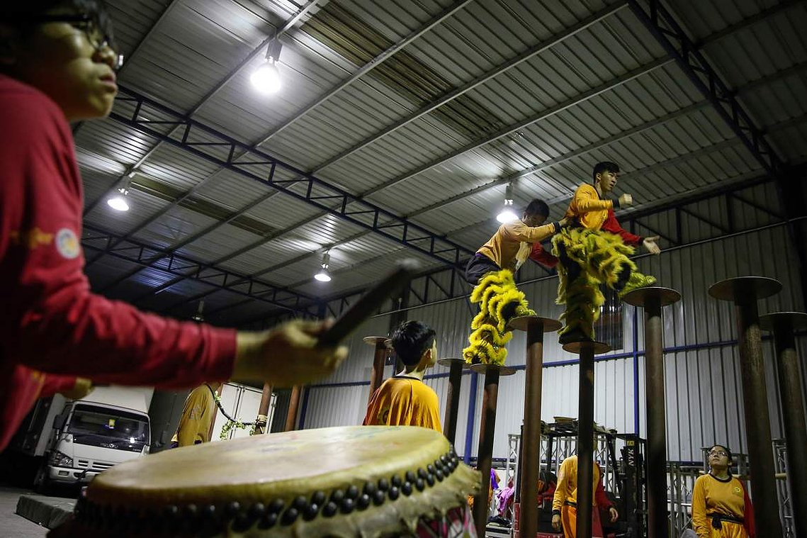 Lion dance tradition thrives in Malaysia by Joshua Paul