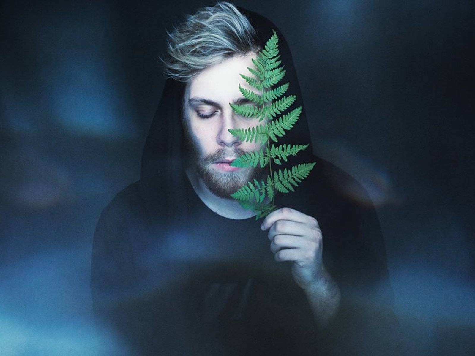 ABOUT - adam romanowski