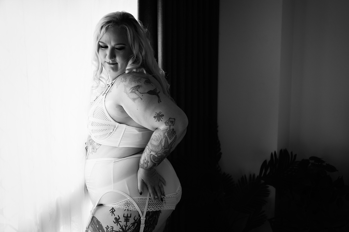 Townsville boudoir photography, Townsville boudoir photographer, boudoir photography Townsville, boudoir photographer Townsville, Townsville boudoir photos,
