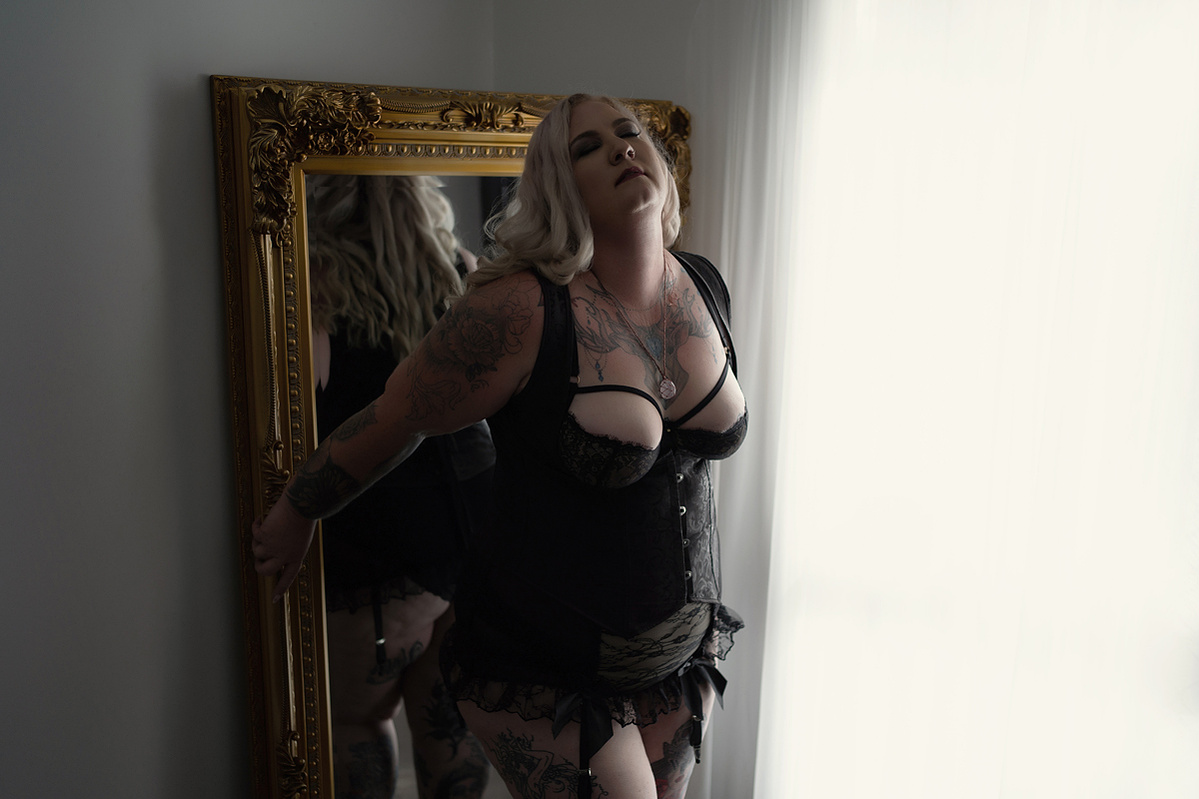 Townsville boudoir photography, Townsville boudoir photographer, boudoir photography Townsville, boudoir photographer Townsville, Townsville boudoir photos,
