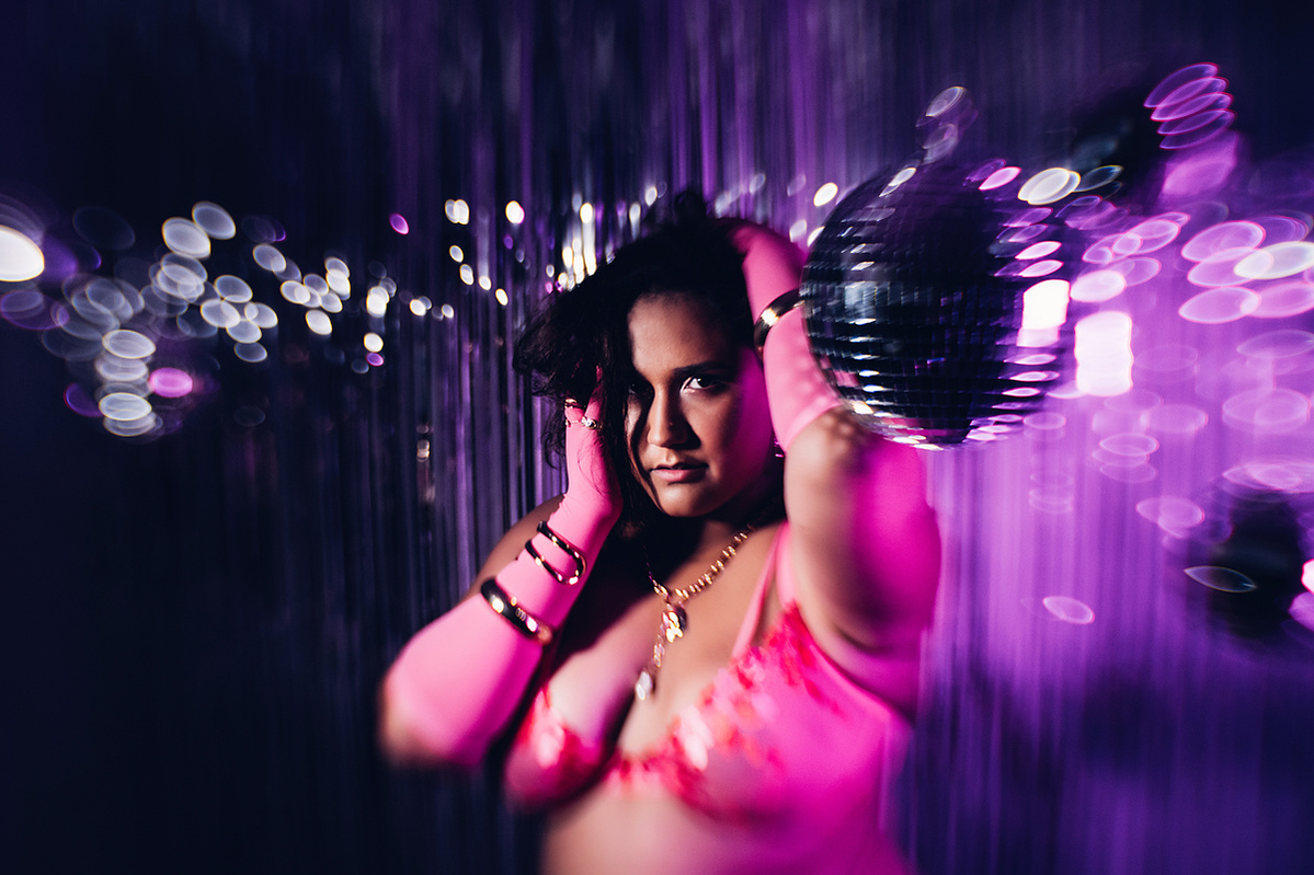 Townsville boudoir photography, Townsville boudoir photographer, boudoir photography Townsville, boudoir photographer Townsville, Townsville boudoir photos, disco boudoir shoot,