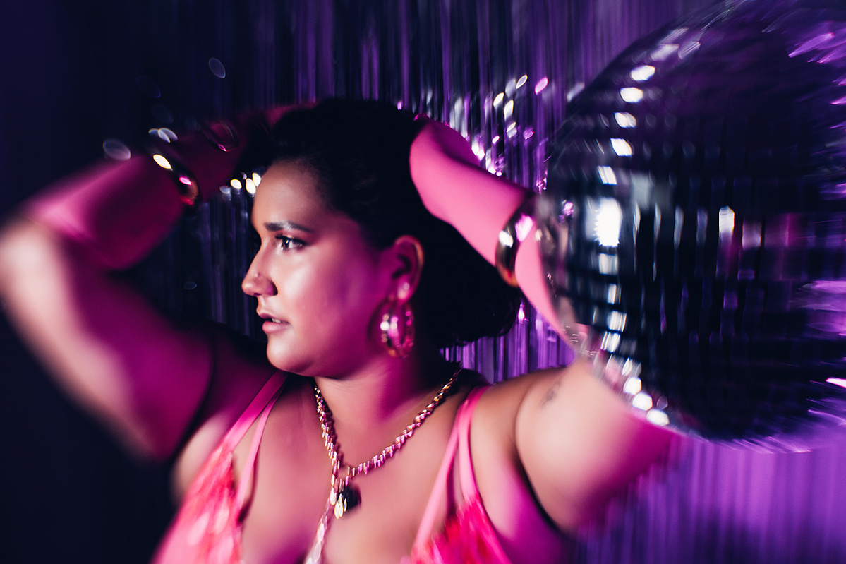 Townsville boudoir photography, Townsville boudoir photographer, boudoir photography Townsville, boudoir photographer Townsville, Townsville boudoir photos, disco boudoir shoot,