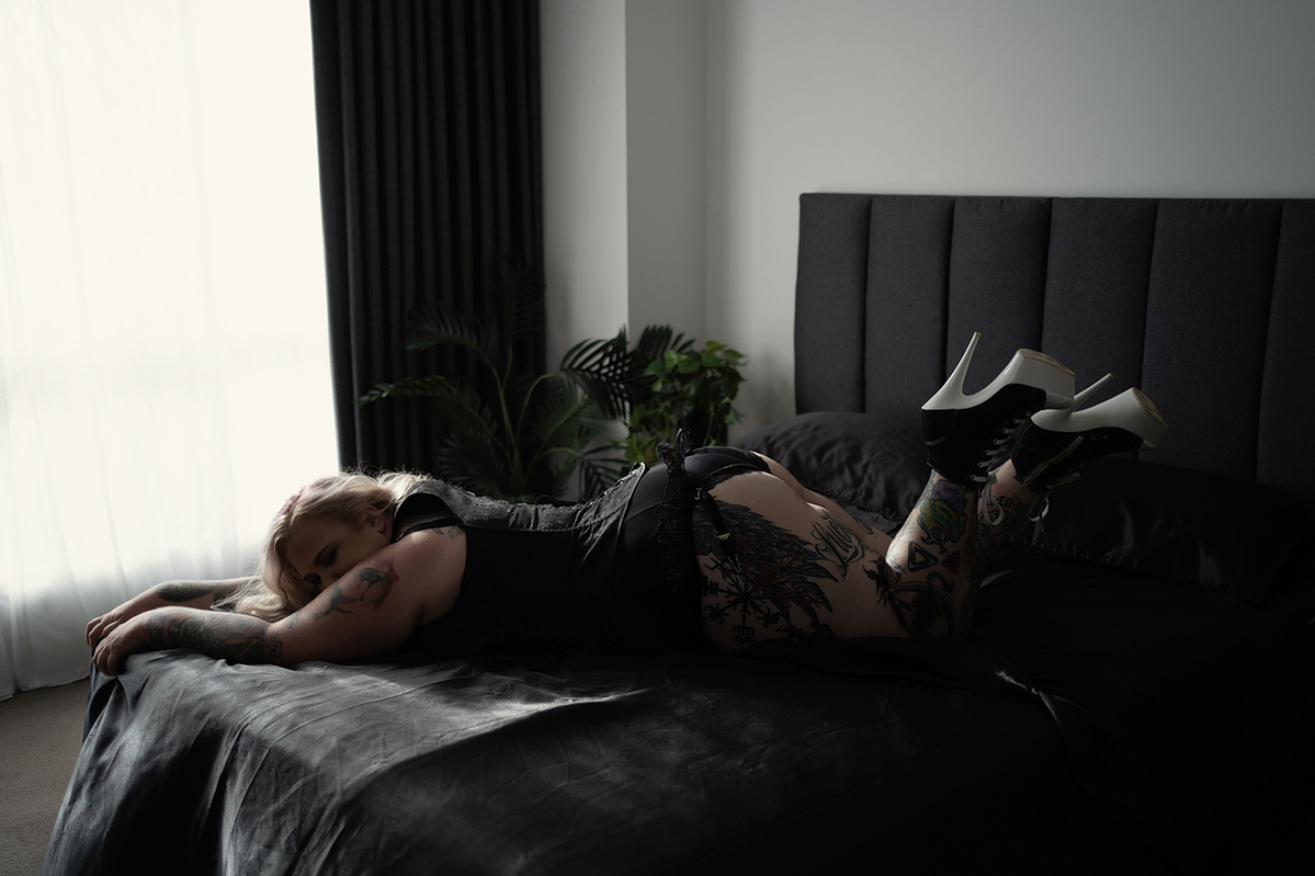 Townsville boudoir photography, Townsville boudoir photographer, boudoir photography Townsville, boudoir photographer Townsville, Townsville boudoir photos,