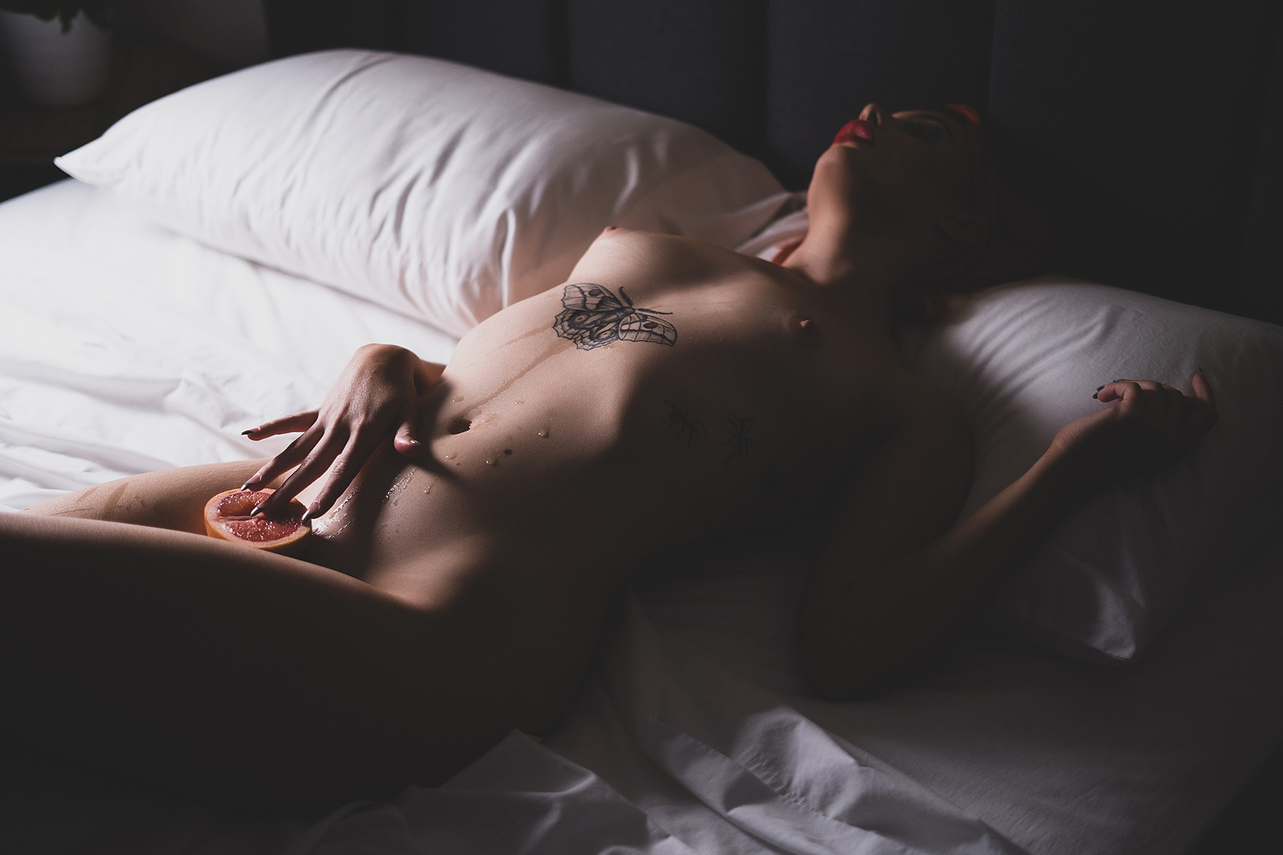 Townsville boudoir photography, Townsville boudoir photographer, boudoir photography Townsville, boudoir photographer Townsville, Townsville boudoir photos, erotic boudoir shoot,