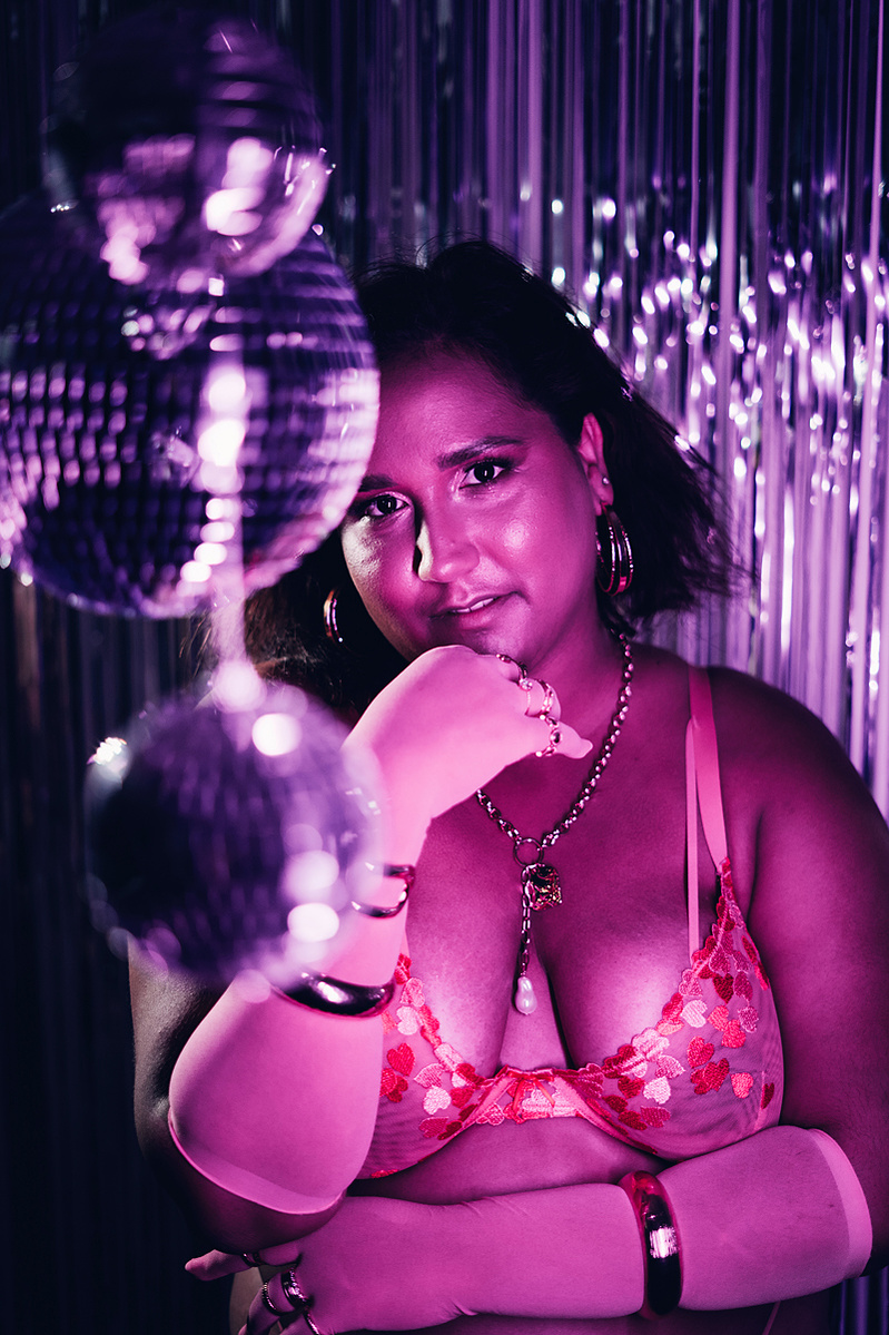 Townsville boudoir photography, Townsville boudoir photographer, boudoir photography Townsville, boudoir photographer Townsville, Townsville boudoir photos, disco boudoir shoot,