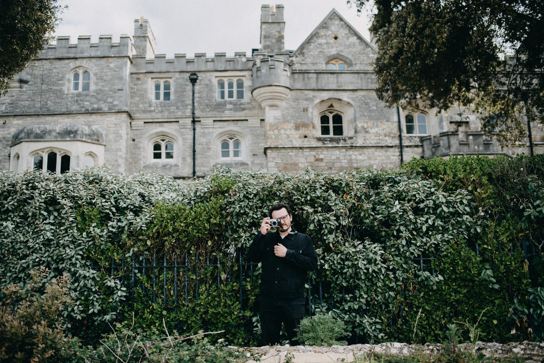 London Wedding videographer with Super8 analogue always ready, Perky Pug Films