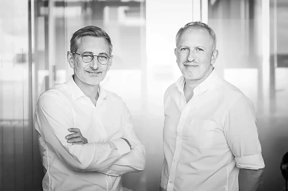 Photographe professionnel pour shooting de portrait corporate en entreprise à Paris Ile-de-France