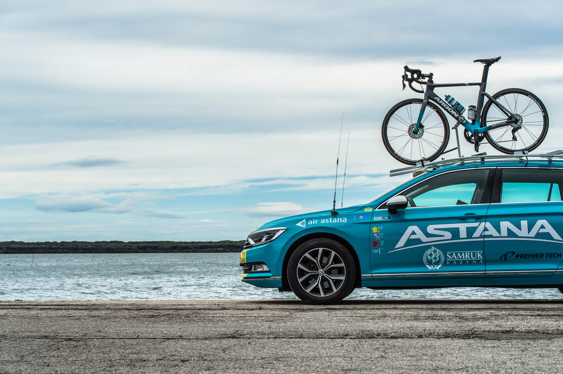 ZUPERDEHLIE Cycling Photography, Giro d'Italia 2019, Italy, Orbetello, Astana Pro Team