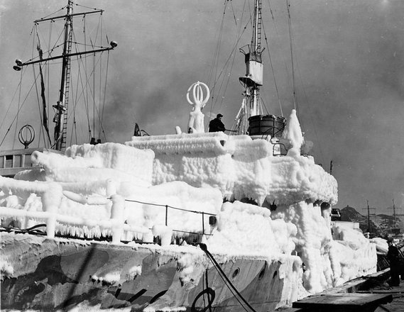  War History, Eric Riordon, WWII, Royal Canadian Navy, North Atlantic Convoy, RCN, Naval Artist, Canadian Art, War Art, Laurentians Landscape,  HMCS Fundy, HMCS Kenora, HMCS Brantford, ice, 