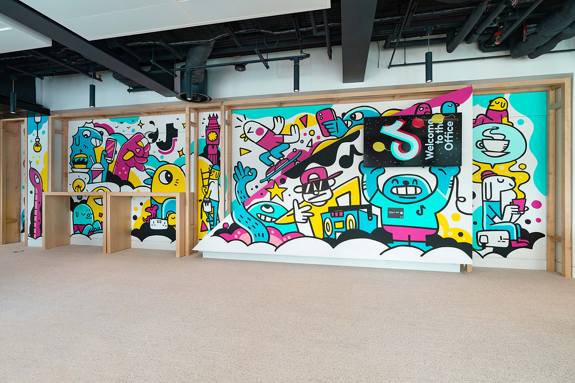 Office mural illustration by London UK based illustrator Geo Law