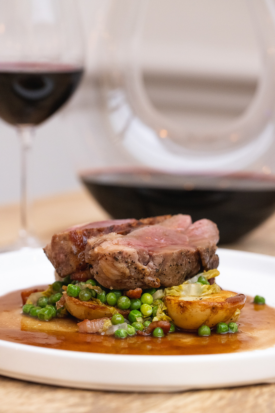 Georgie Glass Photography, food photographer, Manchester food photographer, The Wild Goose, lamb served on new potatoes and peas with red wine