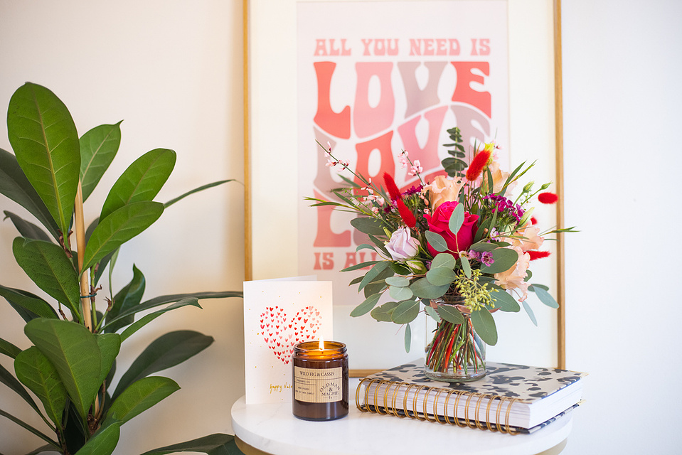 Georgie Glass Photography, food photographer, Manchester product photographer, The Flower Lounge, Didsbury, floral arrangements, Valentines day, roses, flowers