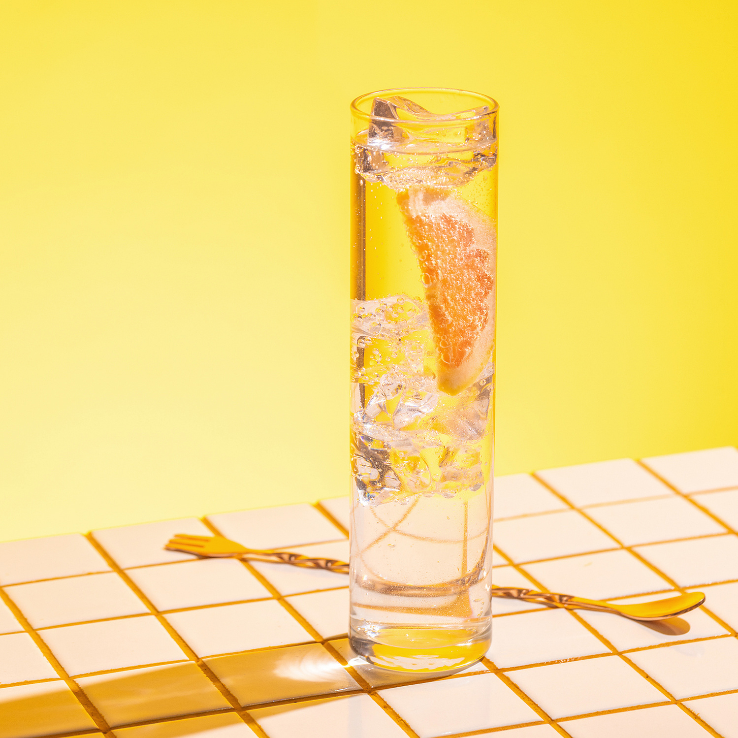 Georgie Glass Photographer finished shot of Schweppes tonic water.