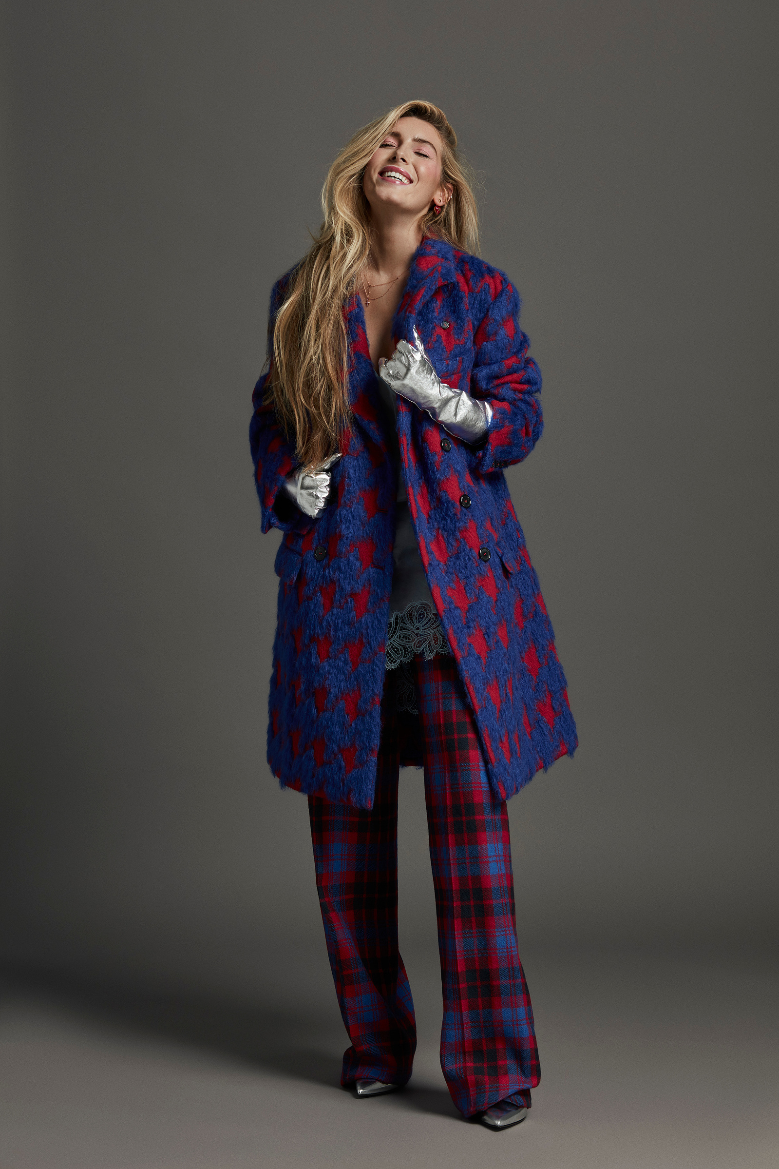 Daniela Svedin Figo Fashion Editorial ¡HOLA! Fashion 2018