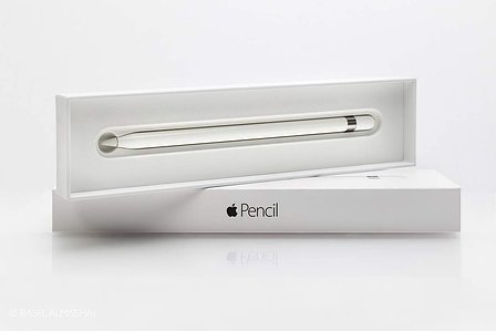 Apple Product, Apple Pencil. @apple Professional  product photographer in NY and Philadelphia.
Basel Almisshal, Studio Basel