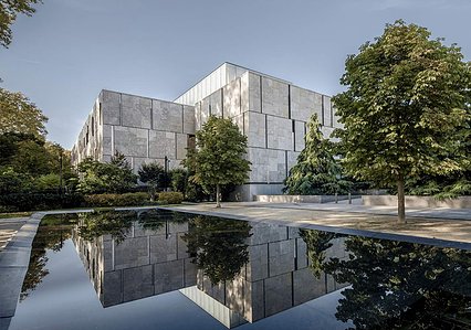Documenting architectural excellence. The Barnes Foundation by Tod Williams + Billie Tsien, a study in light, form, and material. Ideal for portfolios and architectural showcases. #ArchPhotography #CulturalArchitecture #TodWilliamsBillieTsien