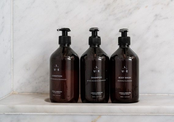 Singapore Changi Airport (SIN) Qantas First Lounge Shower Amenities