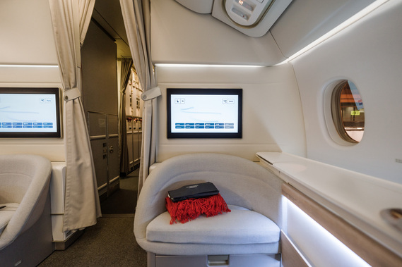 Air France 777-300ER La Première First Class Seat