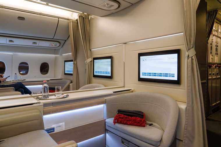 Air France 777-300ER La Première First Class Cabin