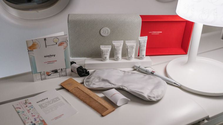 Air France 777-300ER La Première First Class Amenity Kit