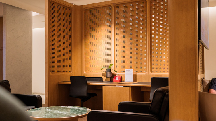 Singapore Changi Airport (SIN) Qantas First Lounge Interior