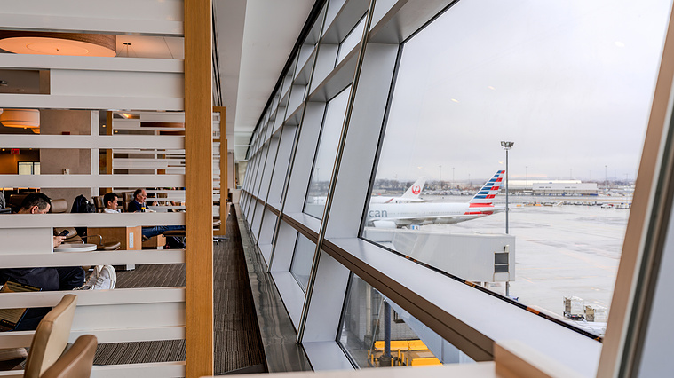 Greenwich Lounge at JFK T8
