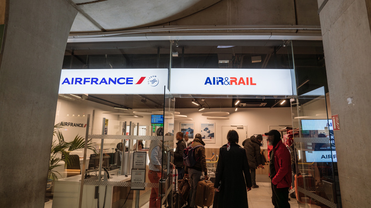 CDG Airport Train Station Air & Rail Counter